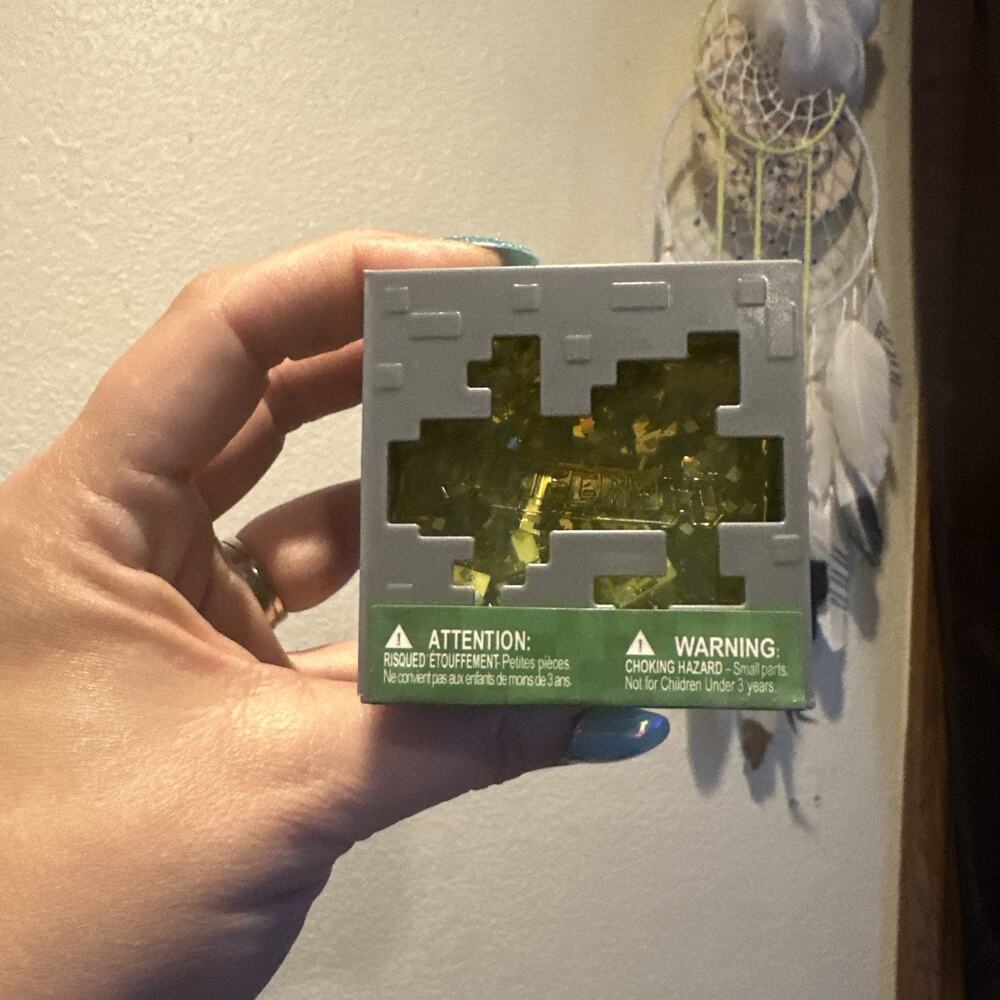 Minecraft Jelly Cube Squishy Sensory Toy, Like NeeDoh, Yellow